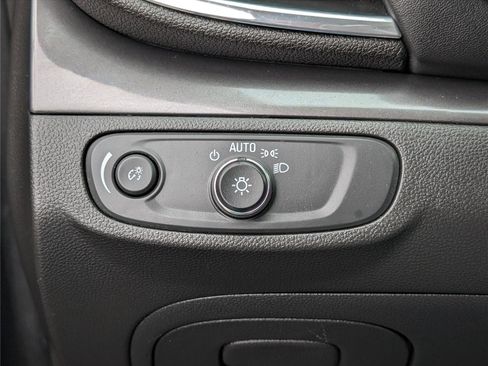 Used 2019 Buick Encore Preferred w/ Safety Package image 18