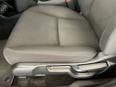 Used 2016 Honda HR-V EX image 12