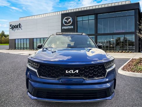 Used 2022 Kia Sorento S w/ Panoramic Sunroof Package FWD image 8
