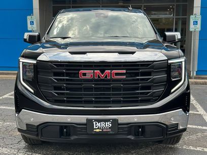 New 2026 GMC Sierra 1500 Pro w/ Pro Value Package