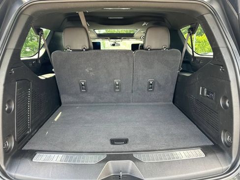 Used 2021 GMC Yukon XL AT4 w/ AT4 Premium Plus Package AWD/4WD image 38