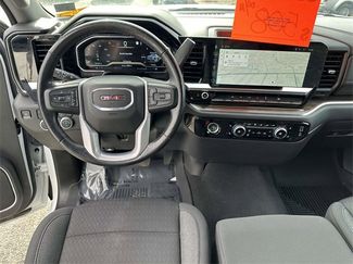 Used 2022 GMC Sierra 1500 Elevation video 2