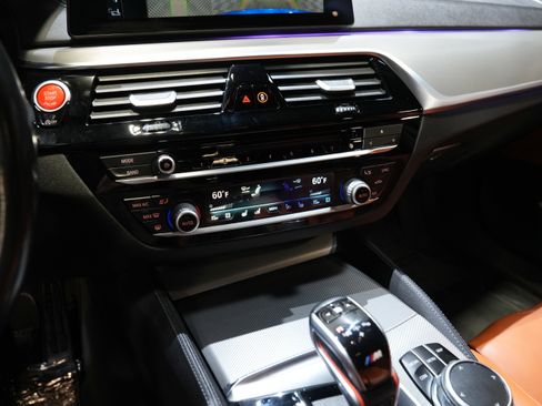 Used 2019 BMW M5 w/ Executive Package image 47