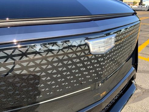 New 2026 Cadillac Lyriq V image 36