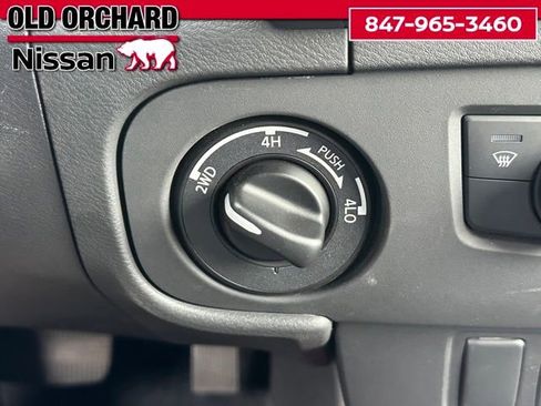 Used 2025 Nissan Frontier PRO-4X image 19