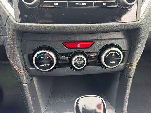 Used 2023 Subaru Crosstrek 2.0i Premium image 27