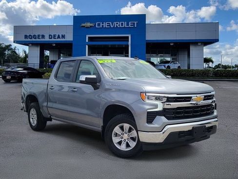 Used 2025 Chevrolet Silverado 1500 LT AWD/4WD image 1