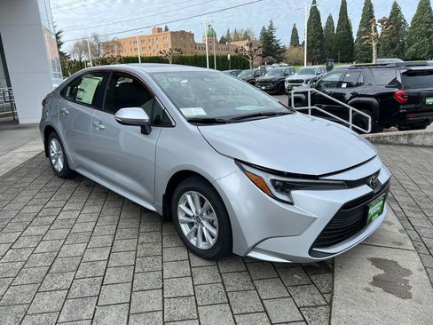 New 2026 Toyota Corolla XLE image 7