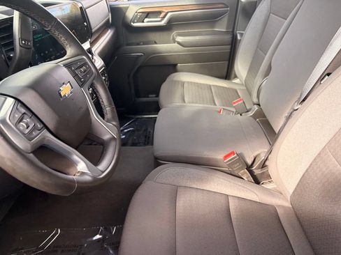 Used 2024 Chevrolet Silverado 1500 LT AWD/4WD image 15