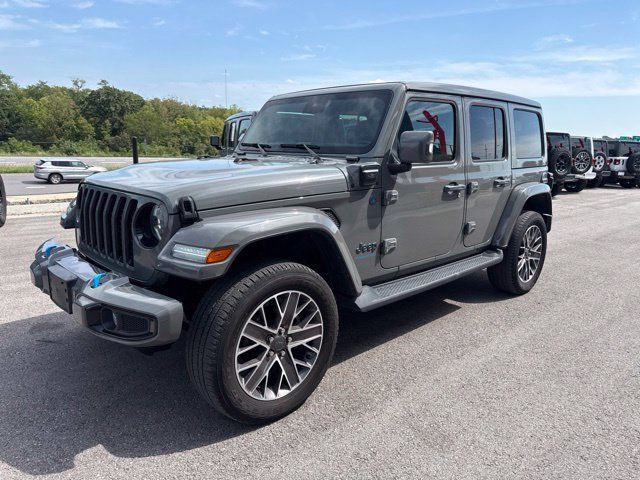 Used 2023 Jeep Wrangler Unlimited Sahara AWD/4WD image 7