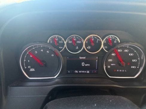 Used 2021 Chevrolet Silverado 1500 Custom Trail Boss w/ Safety Confidence Package image 4