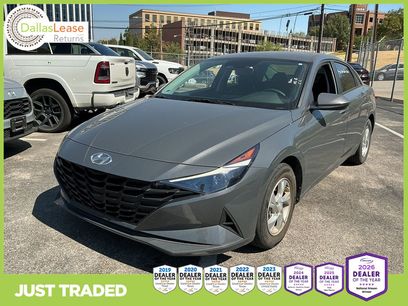 Used 2023 Hyundai Elantra SE