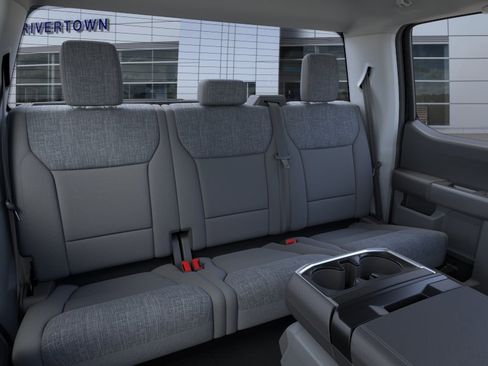 New 2025 Ford F150 XLT w/ Equipment Group 301A Standard image 33