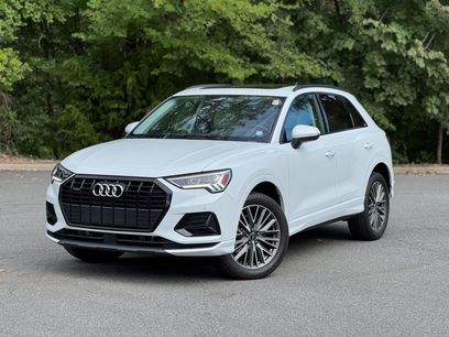 Used 2023 Audi Q3 2.0T Premium w/ Convenience Package