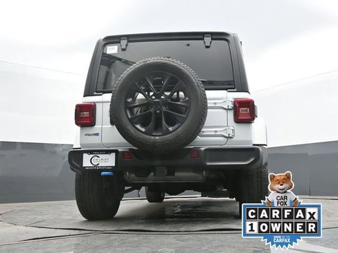Used 2023 Jeep Wrangler Unlimited Sahara w/ Cold Weather Group image 60