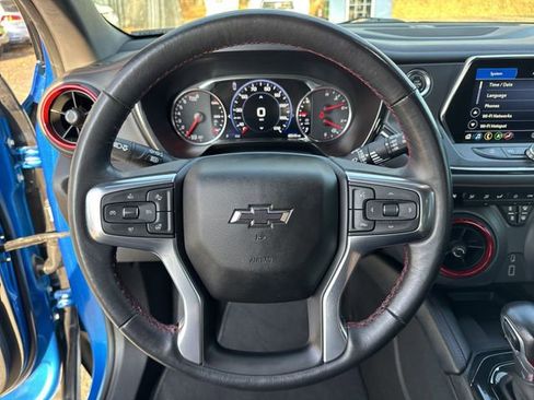 Used 2021 Chevrolet Blazer RS w/ Enhanced Convenience Package image 8