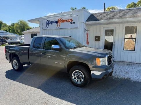 Used 2011 GMC Sierra 1500 SLE RWD image 1