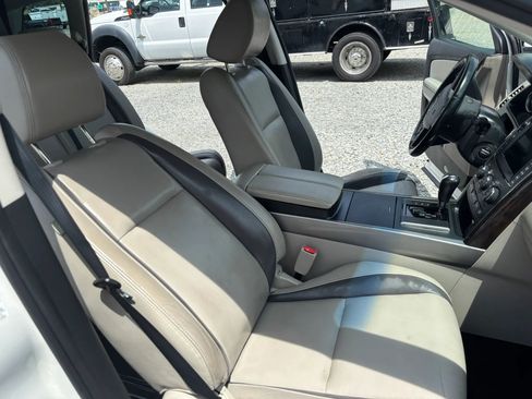 Used 2010 MAZDA CX-9 Grand Touring w/ Moonroof & Bose Audio Pkg AWD/4WD image 15