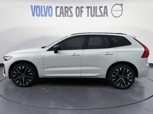 New 2026 Volvo XC60 T8 Ultra w/ Protection Package Premier image 2