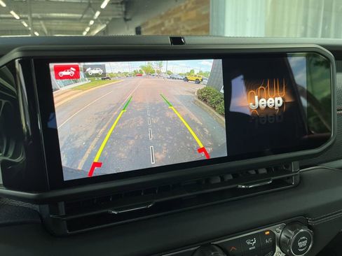 New 2026 Jeep Wrangler Rubicon AWD/4WD image 36
