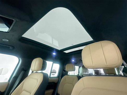 New 2026 Land Rover Defender 130 V8 image 21