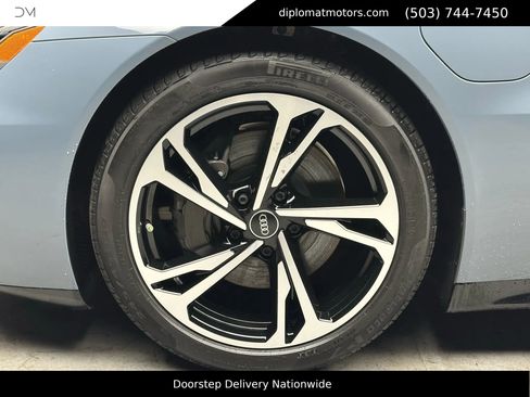 Used 2023 Audi e-tron GT Premium Plus w/ Performance Package image 37