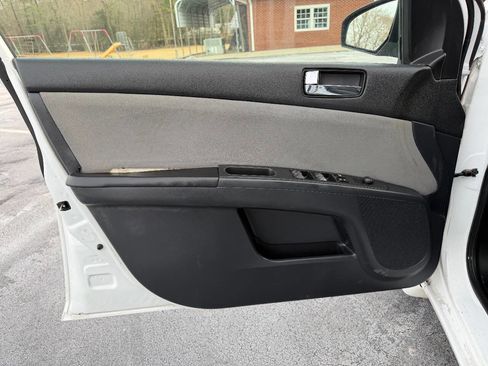 Used 2012 Nissan Sentra 2.0 S image 10