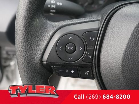 Used 2023 Toyota Corolla LE w/ LE Convenience Package FWD image 25