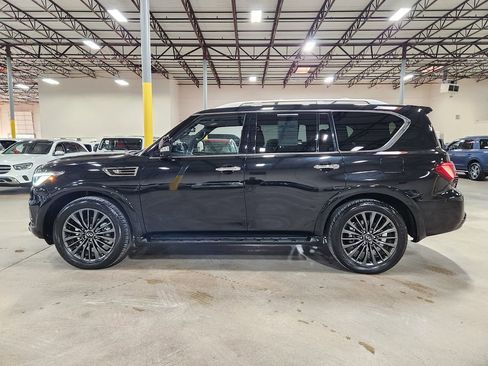 Used 2024 INFINITI QX80 Sensory image 7