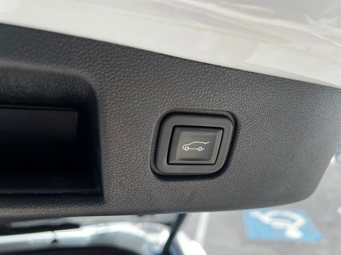 Used 2024 Chevrolet Blazer EV RS AWD/4WD image 25