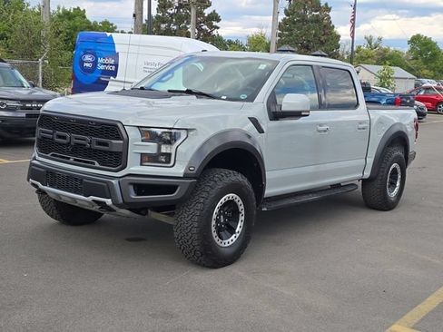 Used 2017 Ford F150 Raptor w/ Equipment Group 802A Luxury AWD/4WD image 2