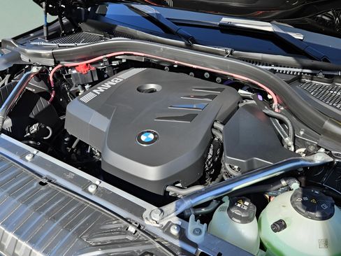 New 2025 BMW X3 xDrive30i w/ Premium Package image 28