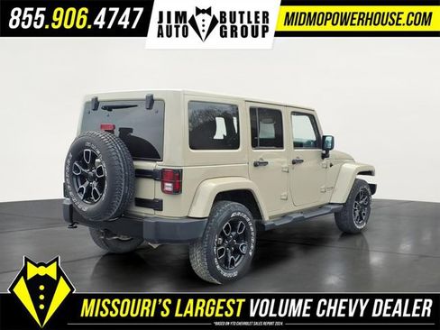 Used 2018 Jeep Wrangler Unlimited Sahara image 9