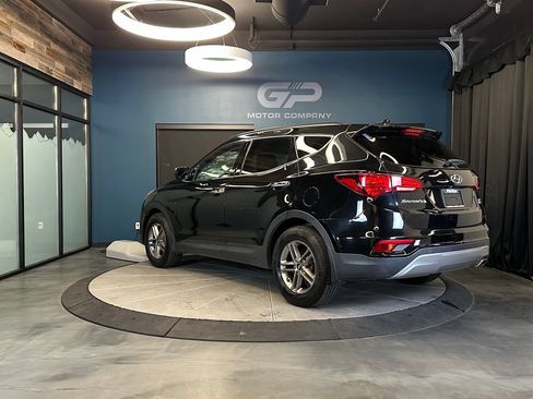 Used 2017 Hyundai Santa Fe Sport AWD/4WD image 5