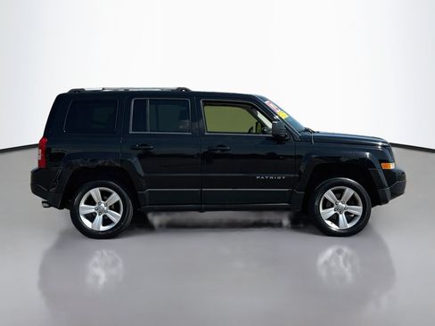 Used 2012 Jeep Patriot Limited AWD/4WD image 8