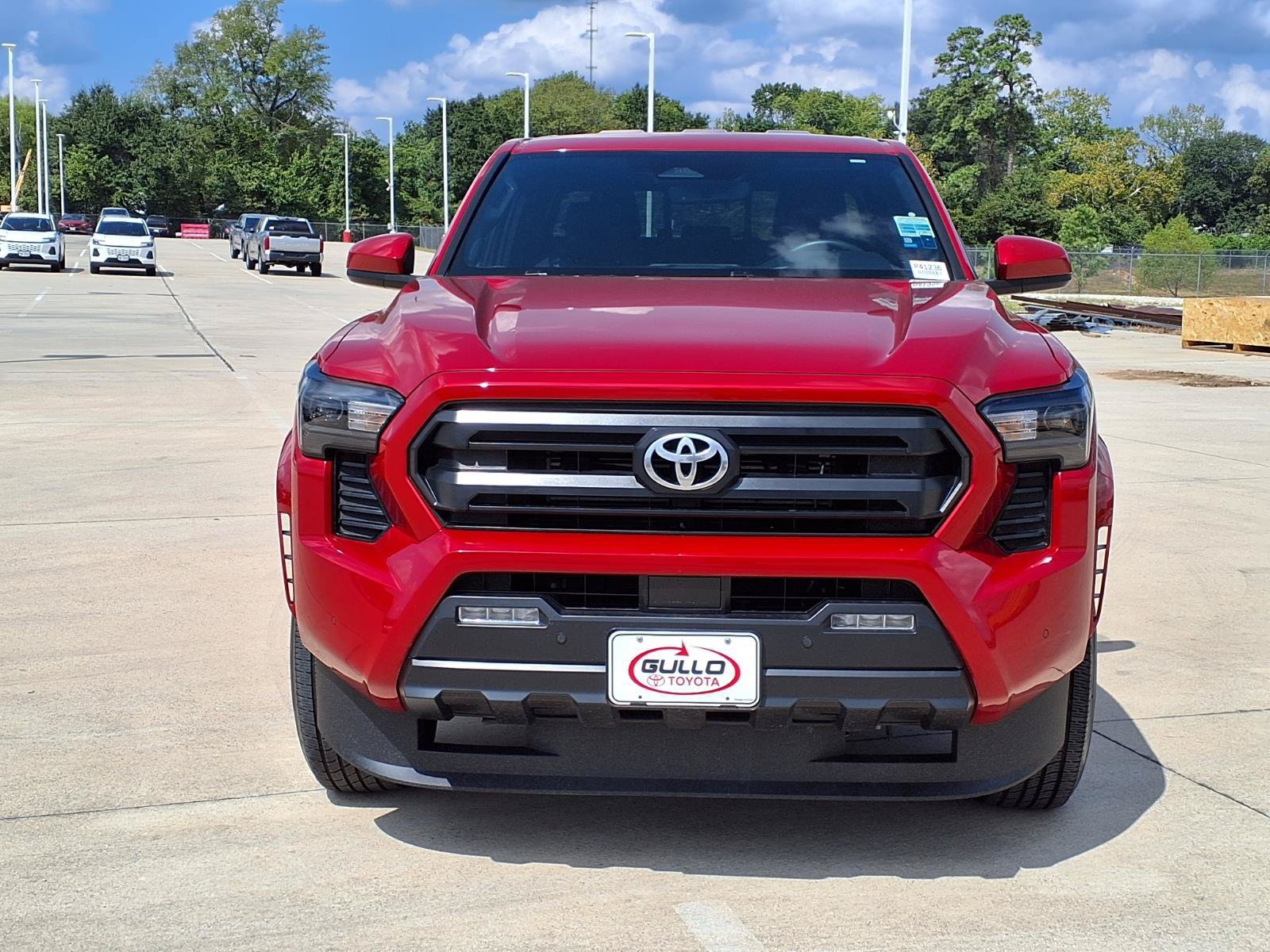 Certified 2025 Toyota Tacoma SR5 w/ SR5 Upgrade Package AWD/4WD image 4