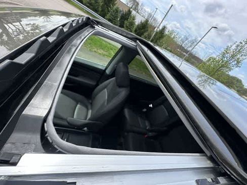 Used 2023 Honda Odyssey EX-L image 6