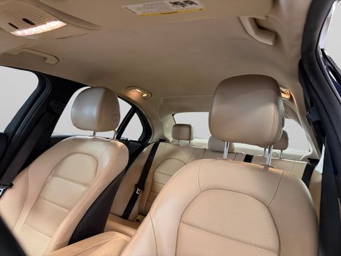 Used 2015 Mercedes-Benz C 300 4MATIC Sedan image 33