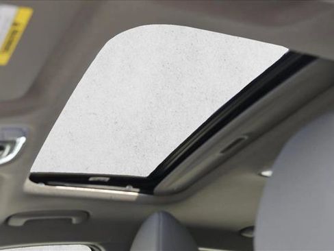 New 2025 Hyundai Elantra SEL image 22