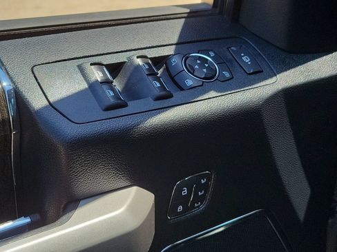 Used 2021 Ford F250 Lariat AWD/4WD image 23