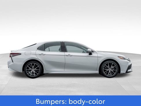 Used 2024 Toyota Camry SE FWD image 8