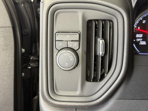 Used 2021 Chevrolet Silverado 1500 Custom RWD image 22