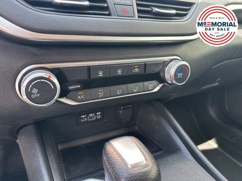 Used 2020 Nissan Altima 2.5 S AWD/4WD image 20