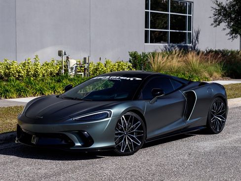 Used 2025 McLaren GTS RWD image 22