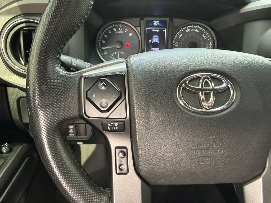 Used 2021 Toyota Tacoma TRD Off-Road w/ Technology Package AWD/4WD image 15