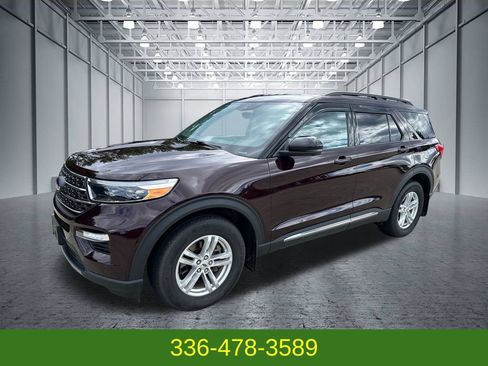 Used 2023 Ford Explorer XLT w/ Equipment Group 202A AWD/4WD image 1