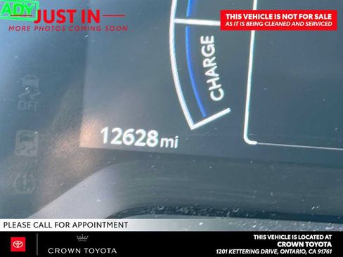 Used 2026 Toyota Corolla LE w/ Carpet Mat Package (TMS) FWD image 10