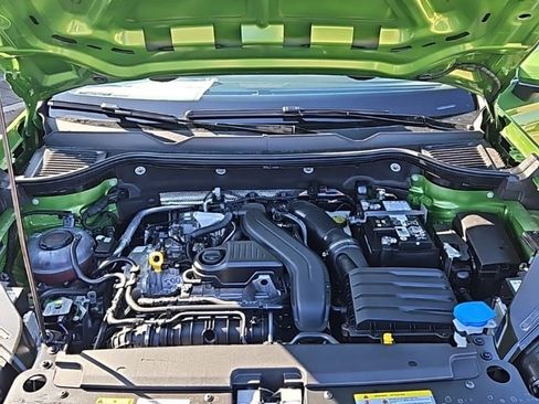 New 2026 Volkswagen Taos SE AWD/4WD image 10