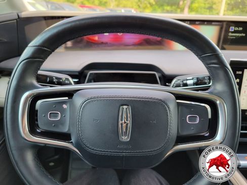 Used 2024 Lincoln Nautilus Reserve AWD/4WD image 35