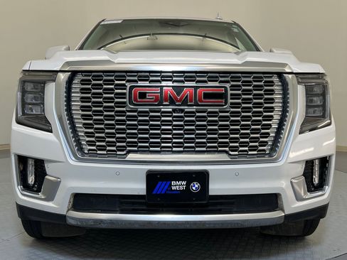 Used 2023 GMC Yukon XL Denali image 6